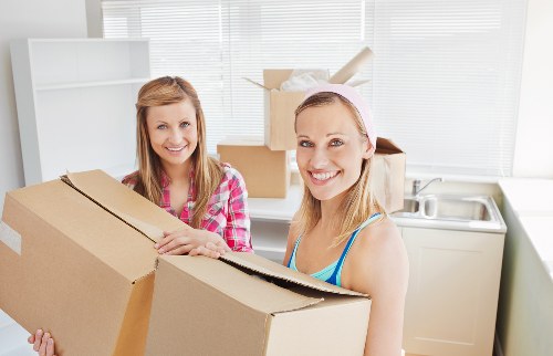 Customer providing details for a storage complaint review